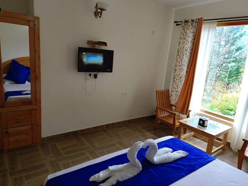 Elegance Retreat Manali Luxury Stay image