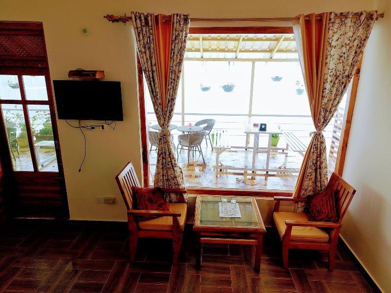 Elegance Retreat Manali Luxury Stay image