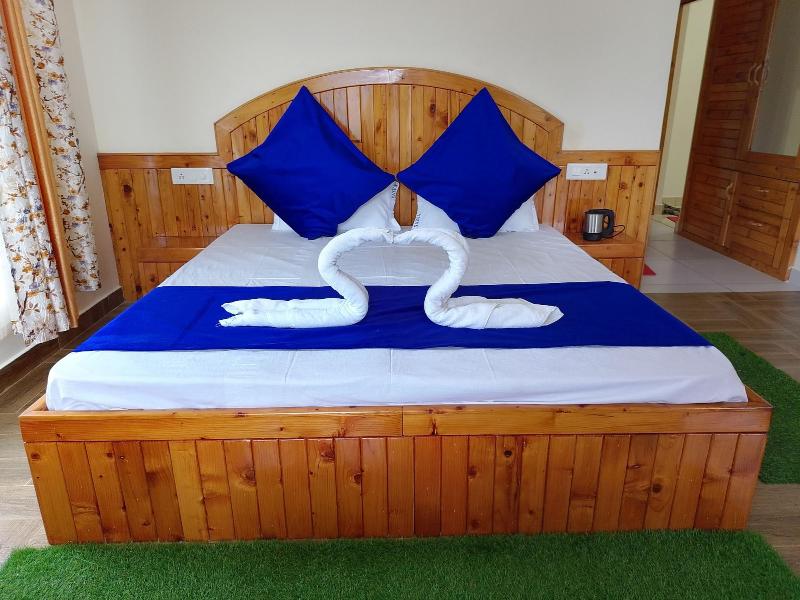 Elegance Retreat Manali Luxury Stay image