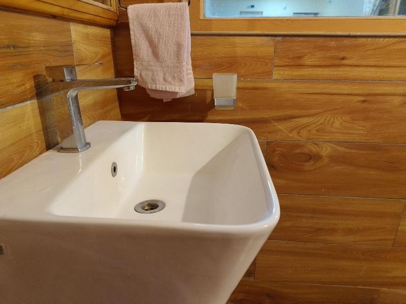 Elegance Retreat Manali Luxury Stay image