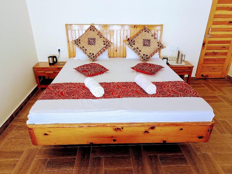 Elegance Retreat Manali Luxury Stay image