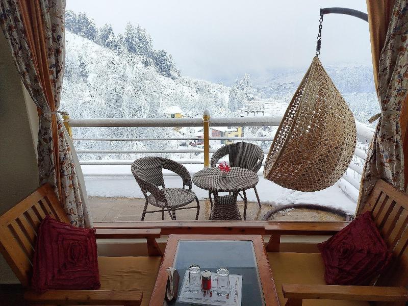Elegance Retreat Manali Luxury Stay image