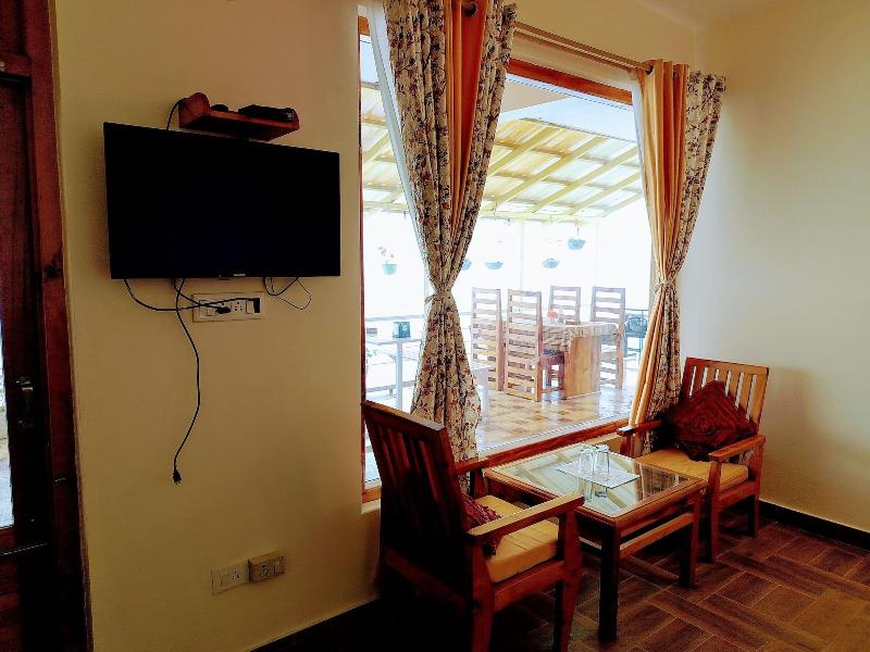 Elegance Retreat Manali Luxury Stay image