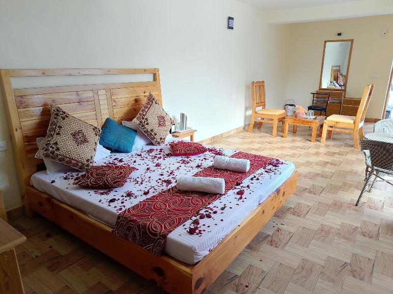 Elegance Retreat Manali Luxury Stay image