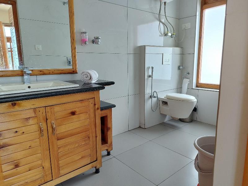 Elegance Retreat Manali Luxury Stay image