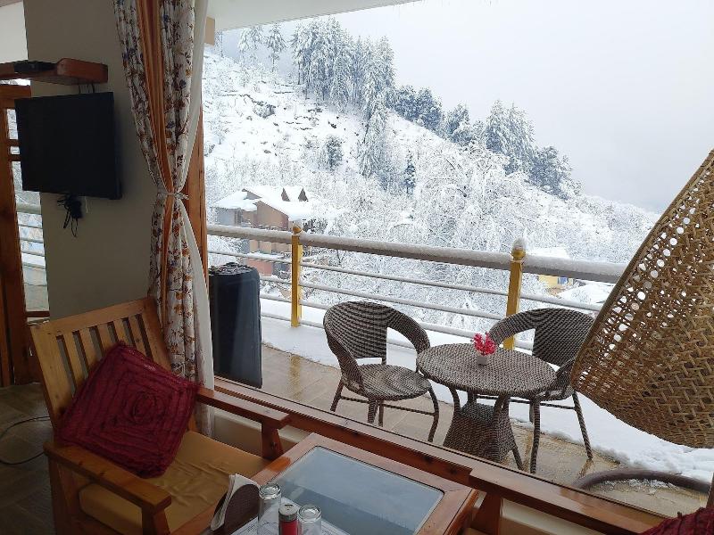 Elegance Retreat Manali Luxury Stay image