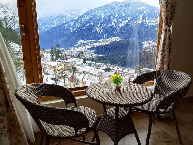Elegance Retreat Manali Luxury Stay image