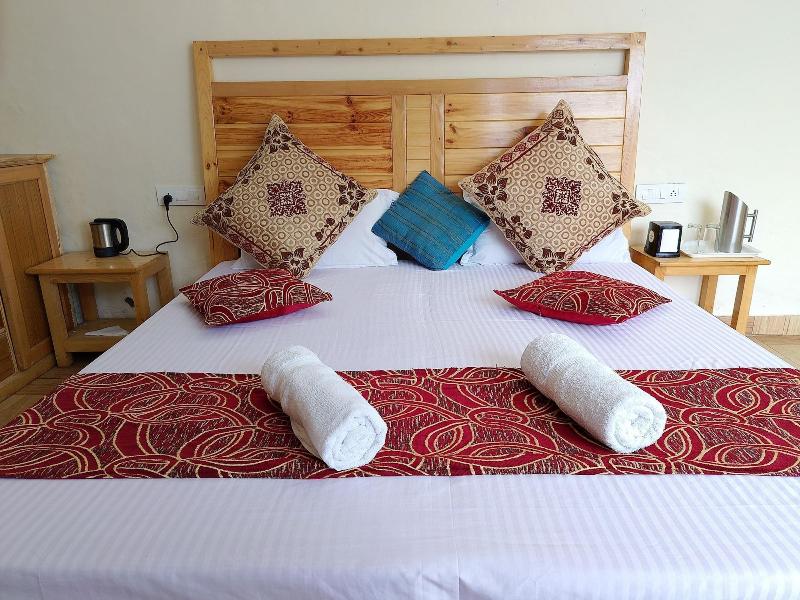 Elegance Retreat Manali Luxury Stay image