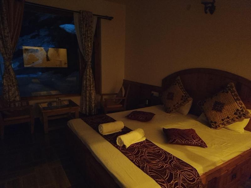 Elegance Retreat Manali Luxury Stay image
