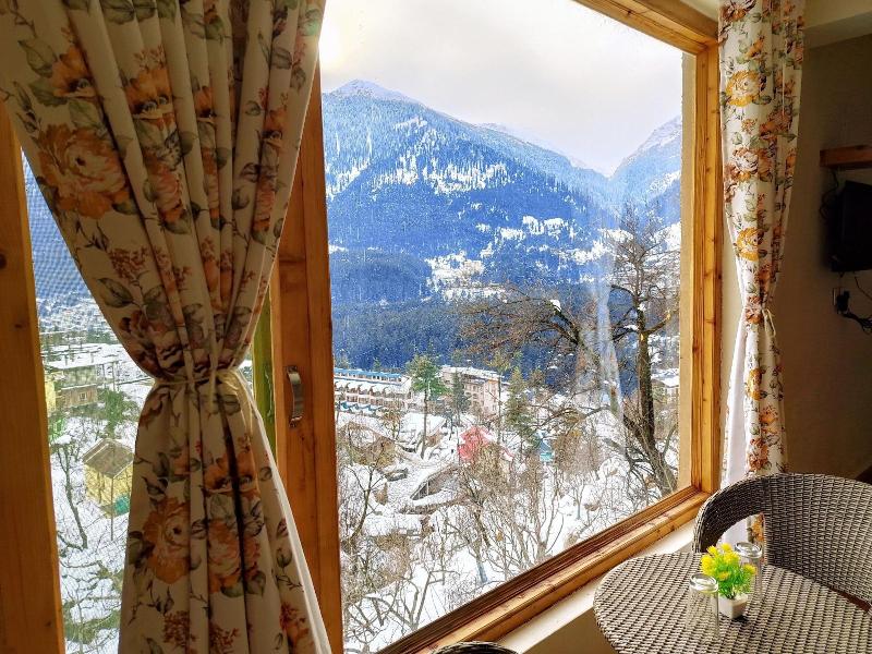 Elegance Retreat Manali Luxury Stay image