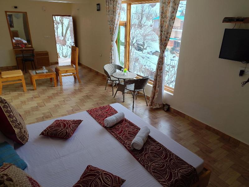 Elegance Retreat Manali Luxury Stay image