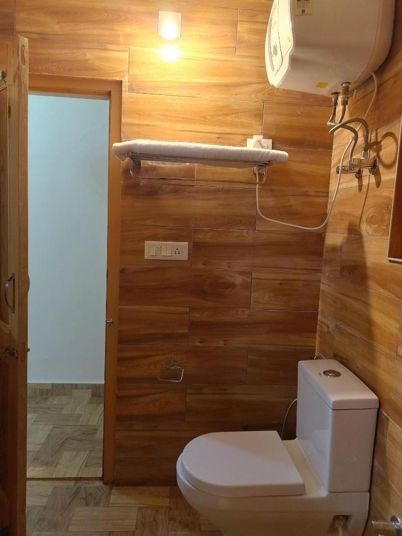Elegance Retreat Manali Luxury Stay image