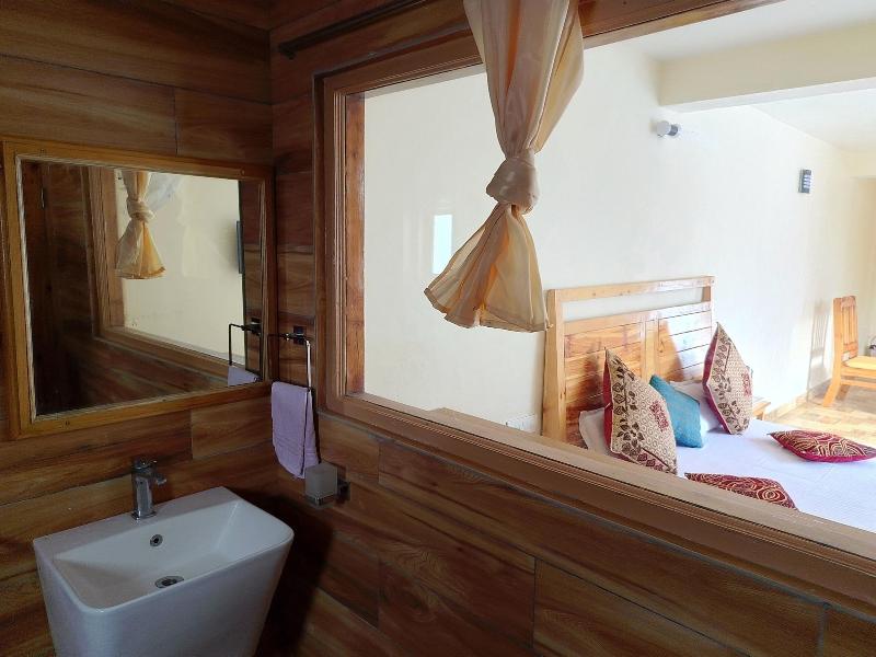 Elegance Retreat Manali Luxury Stay image