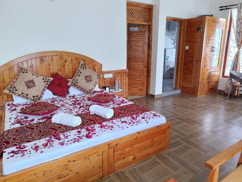 Elegance Retreat Manali Luxury Stay image