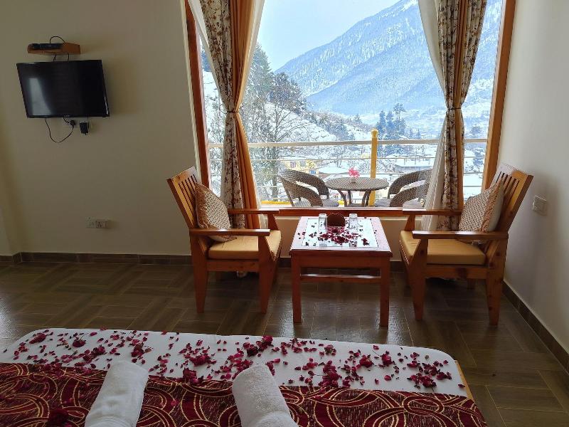 Elegance Retreat Manali Luxury Stay image