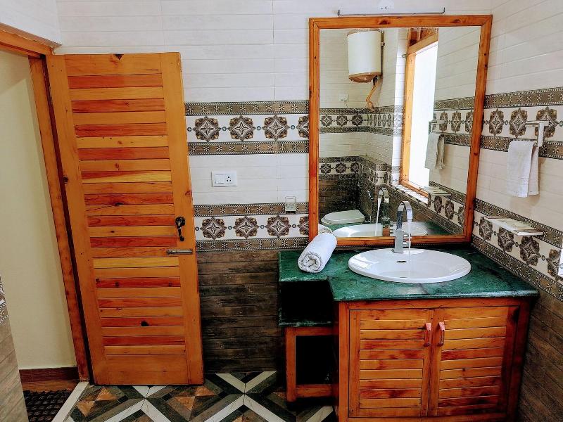 Elegance Retreat Manali Luxury Stay image