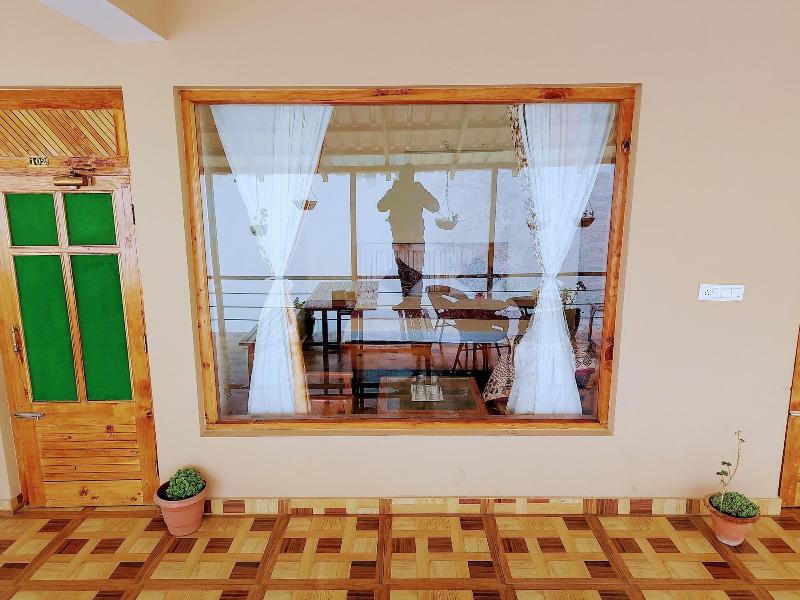 Elegance Retreat Manali Luxury Stay image
