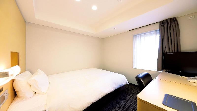Smile Hotel Osaka Yotsubashi image