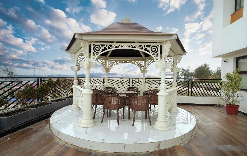Shanti Seaview Resort And Spa