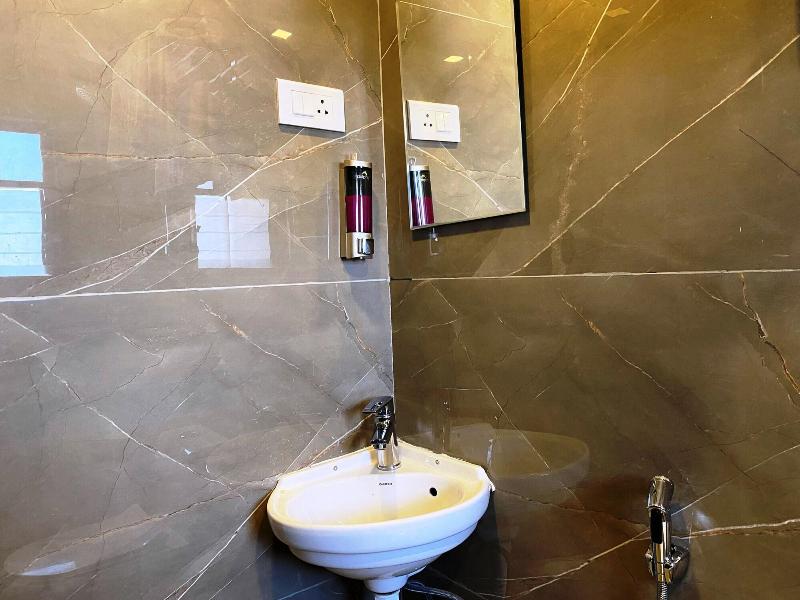 The Grand Sarovar Inn And Suites image
