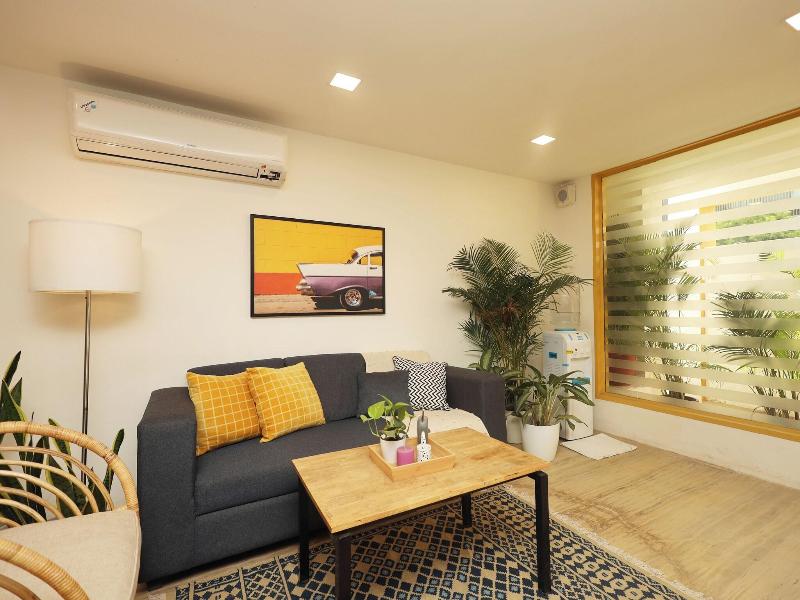 Olive Koramangala 100ft Road image