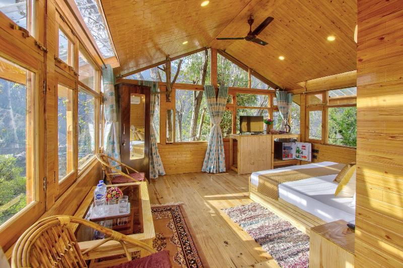 Regal Retreat image