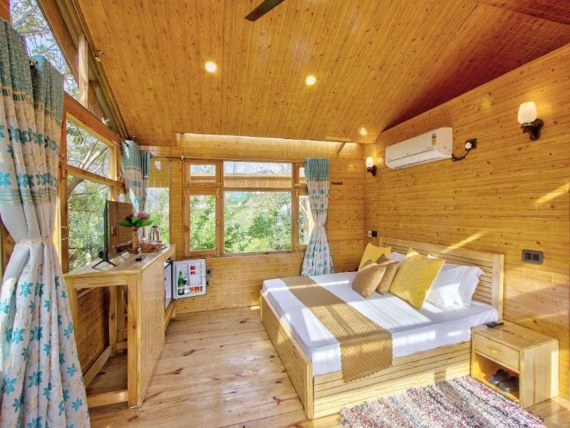 Regal Retreat image