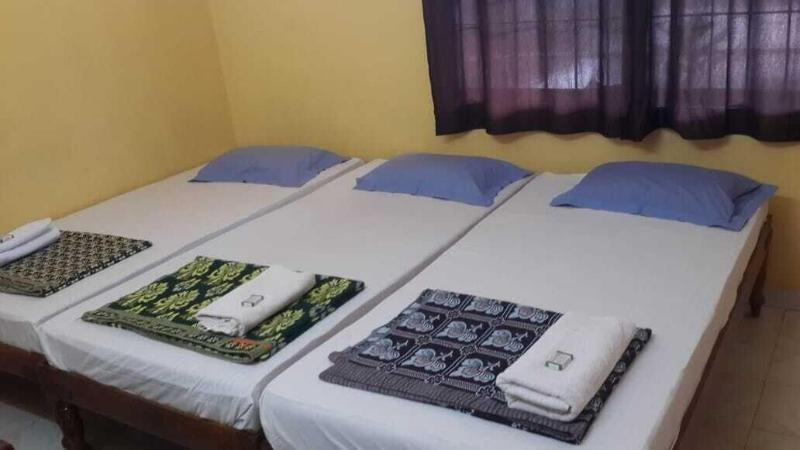Hotel Greens image