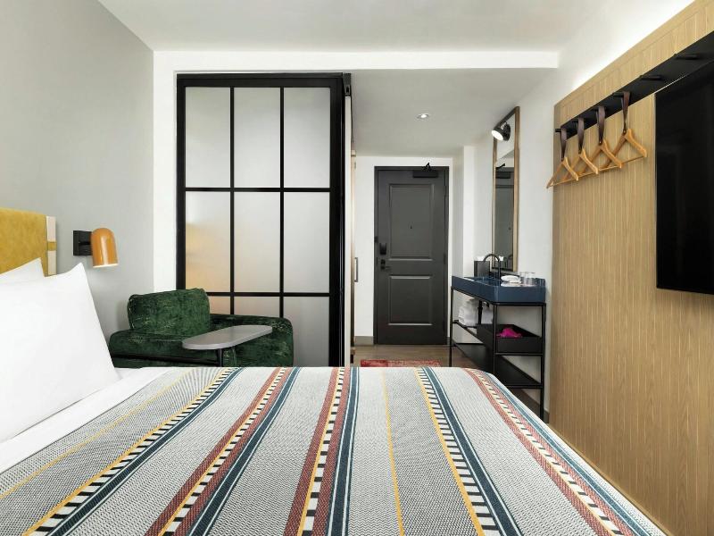 Moxy Asheville image
