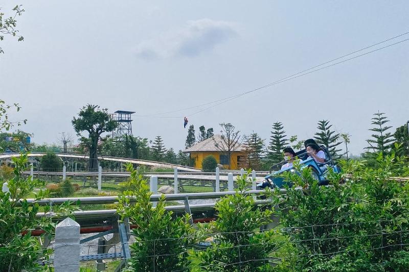 Buffalo Island Resort image