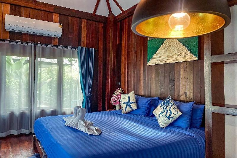 Buffalo Island Resort image
