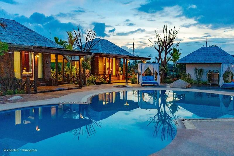 Buffalo Island Resort image