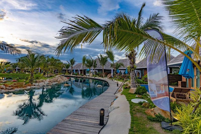 Buffalo Island Resort image