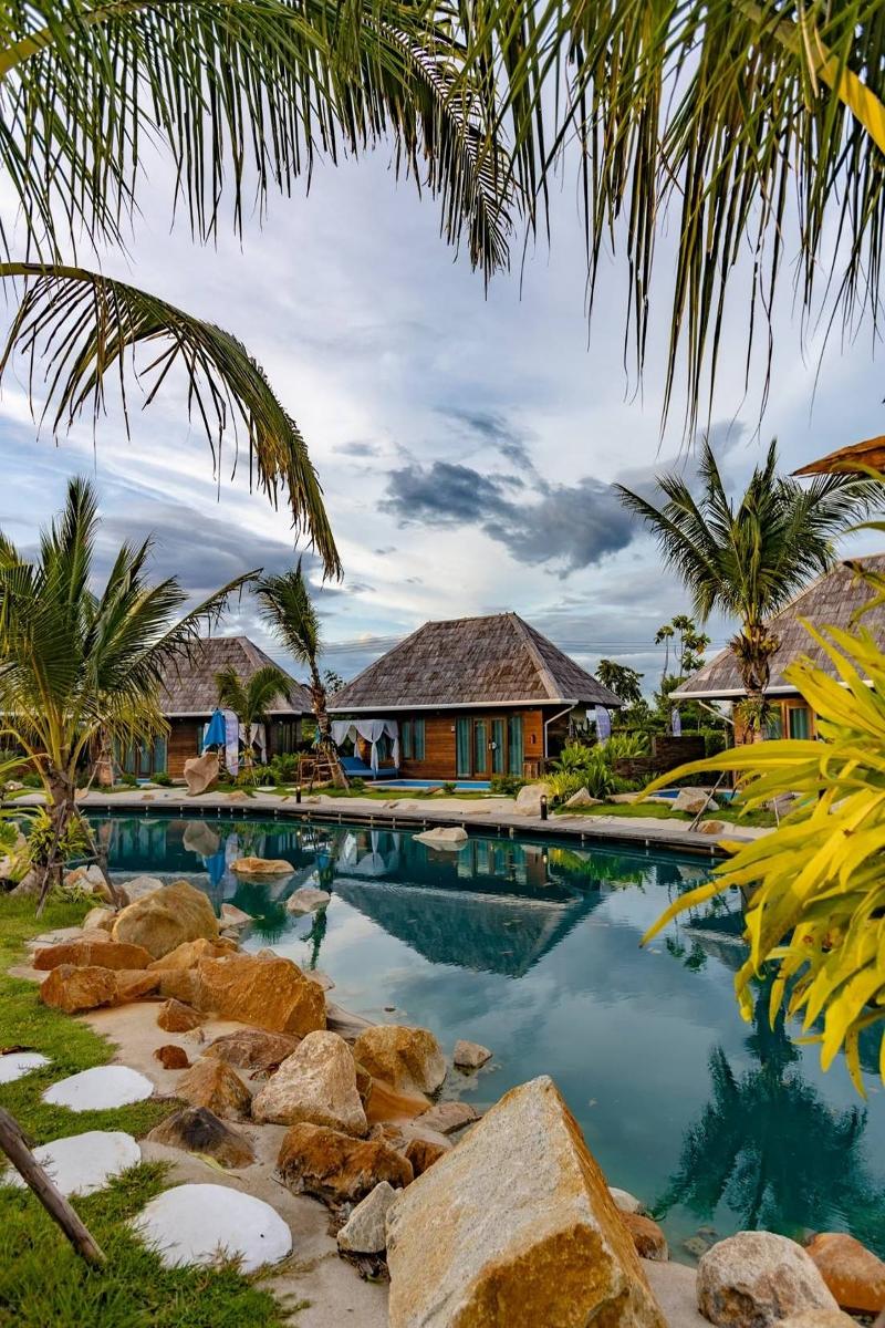 Buffalo Island Resort image