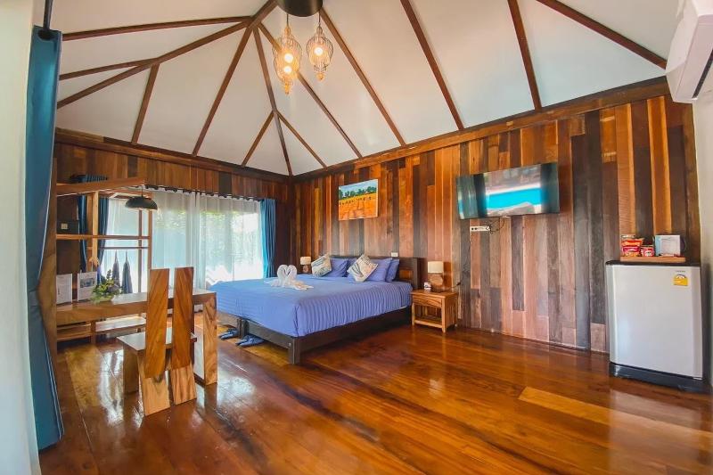 Buffalo Island Resort image