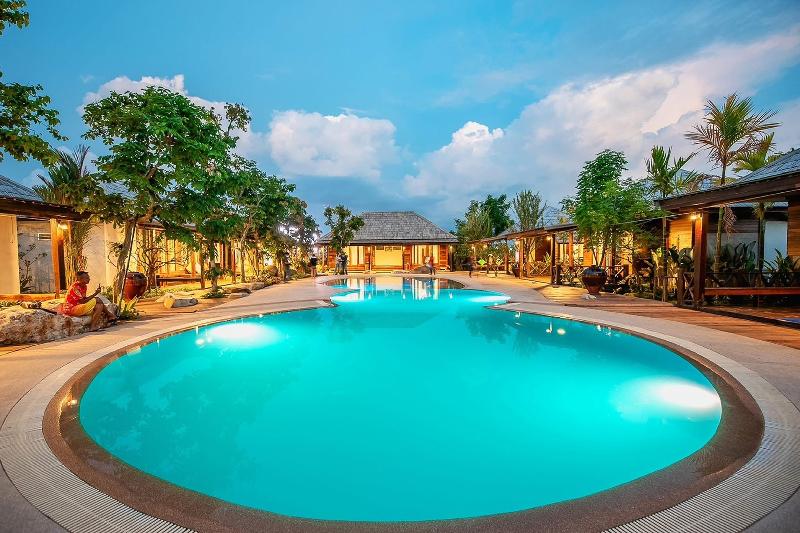 Buffalo Island Resort image