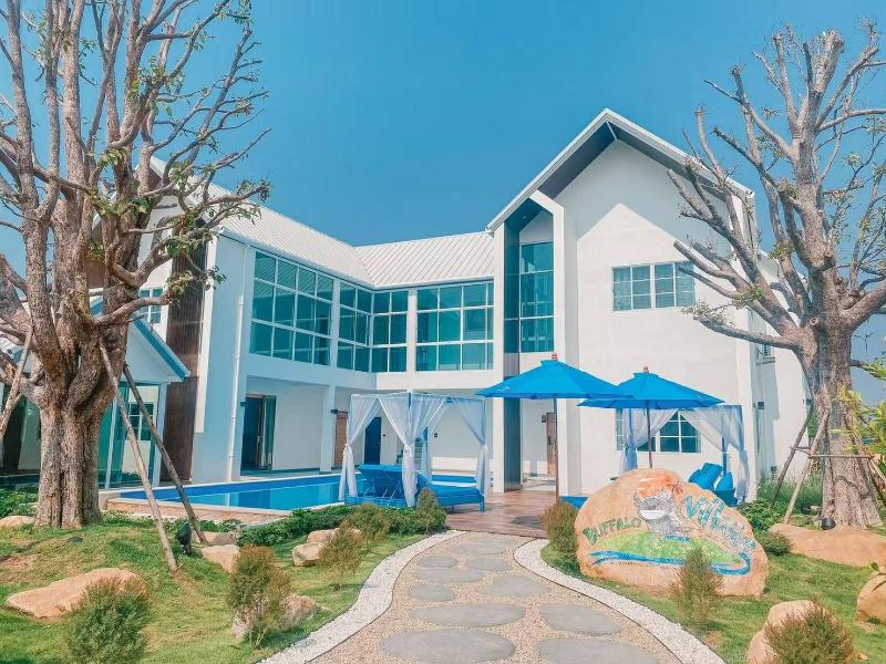 Buffalo Island Resort image