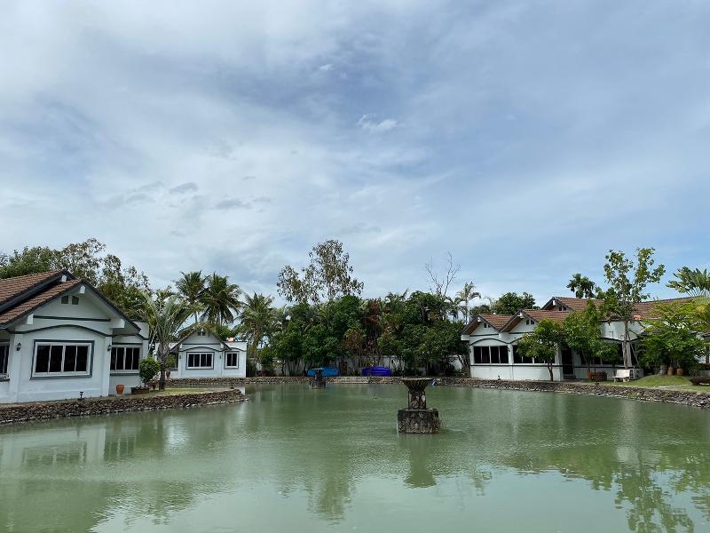 Baan Sanuan Resort By Zuzu image