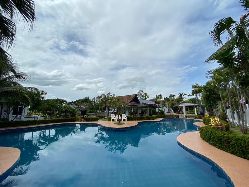 Baan Sanuan Resort By Zuzu image