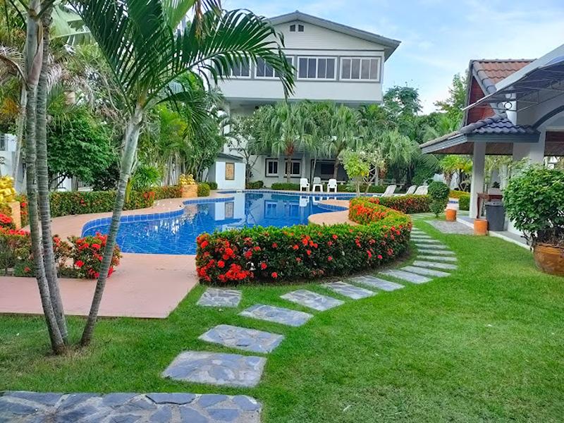 Baan Sanuan Resort By Zuzu image