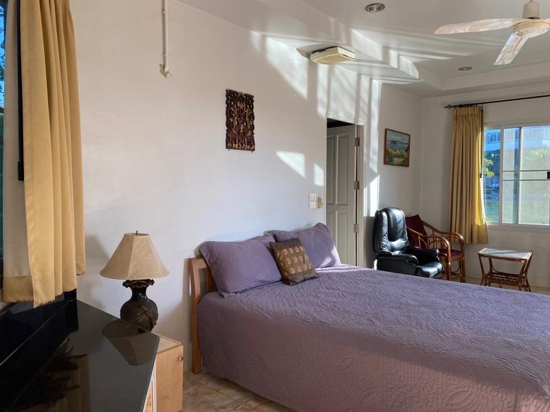 Baan Sanuan Resort By Zuzu image
