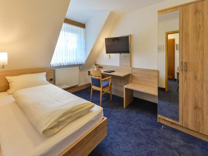 Hotel Gasthof Rotes Rovu image