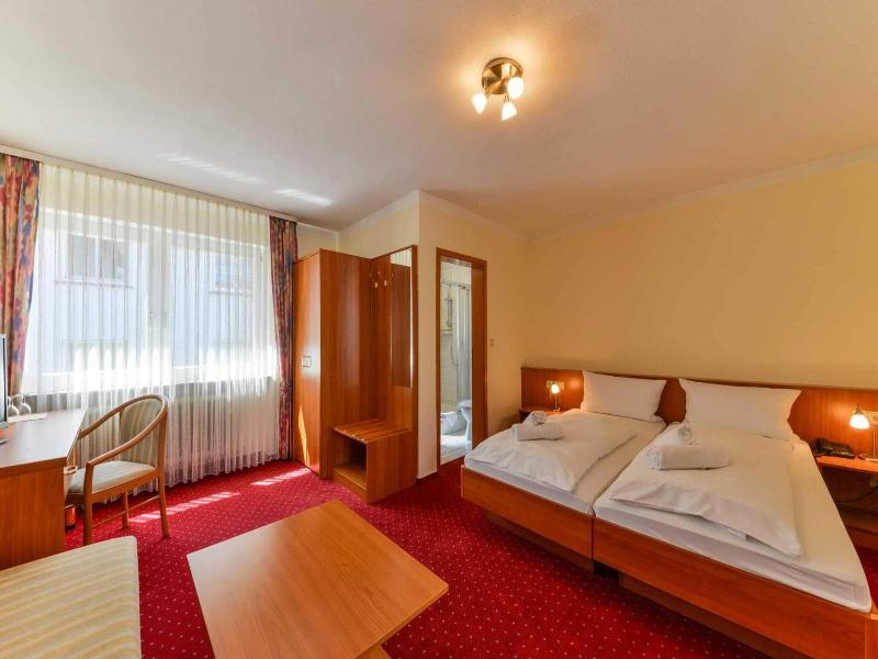 Hotel Hessischer Hof image