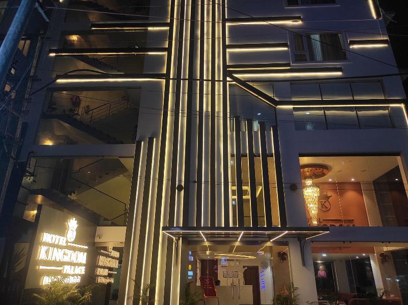 Hotel Kingdom Palace — general view