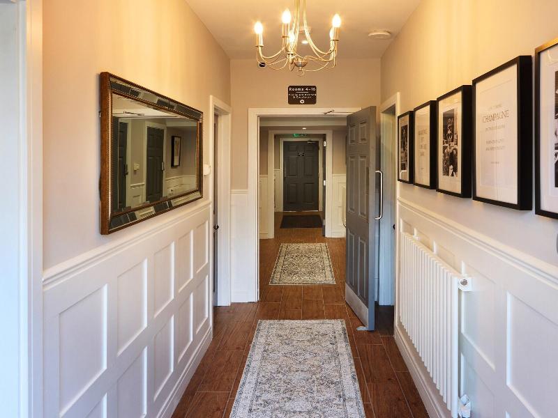 The Woden Boutique Hotel Walsall M6 J9 image