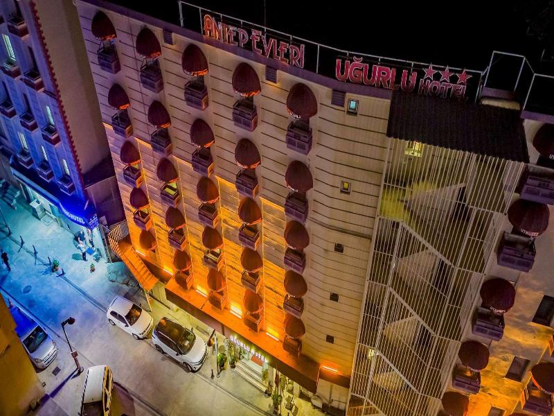 Uğurlu Hotel