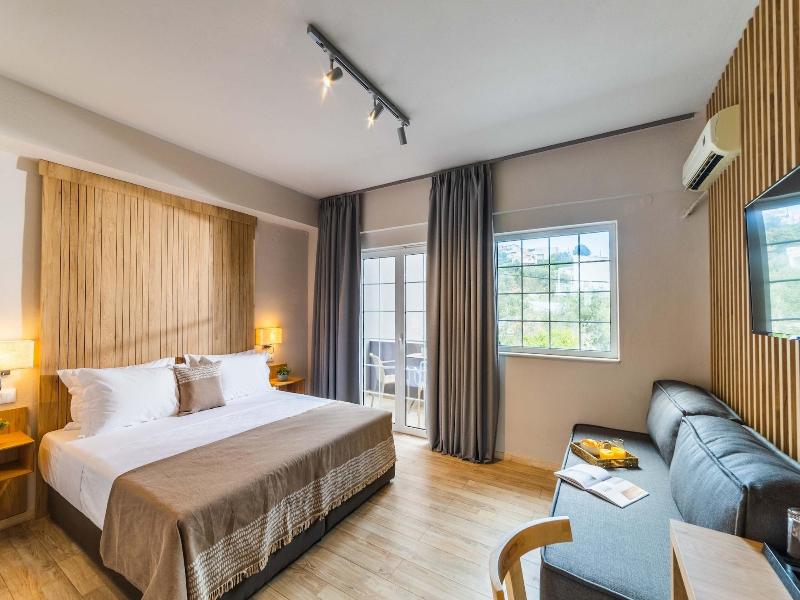 Thalassa Cape Hotel image