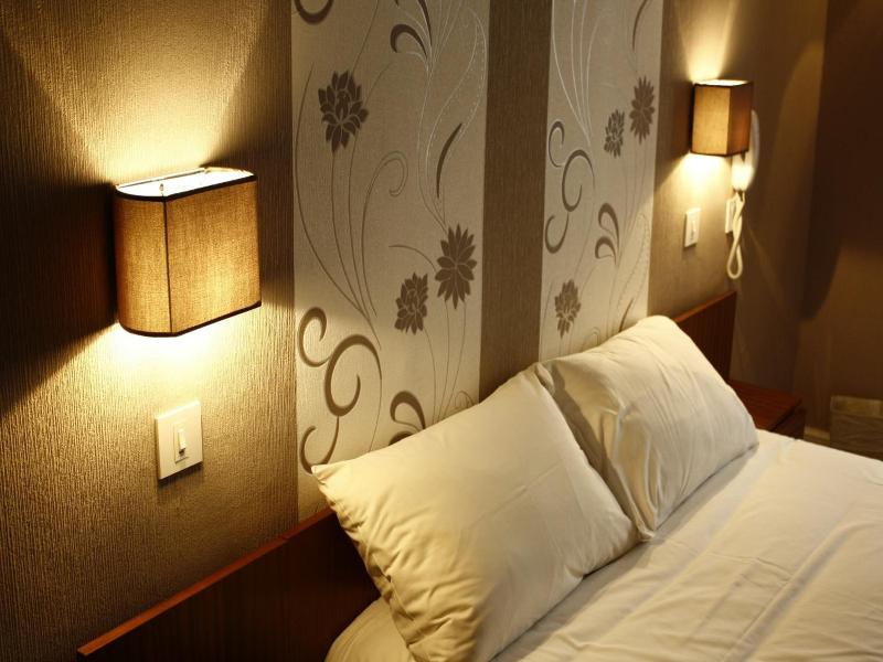 Hotel Du Touring image