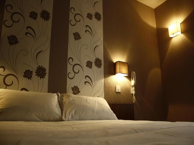 Hotel Du Touring image