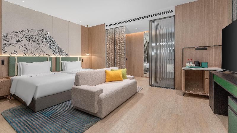 Holiday Inn Liaoyuan City Center image